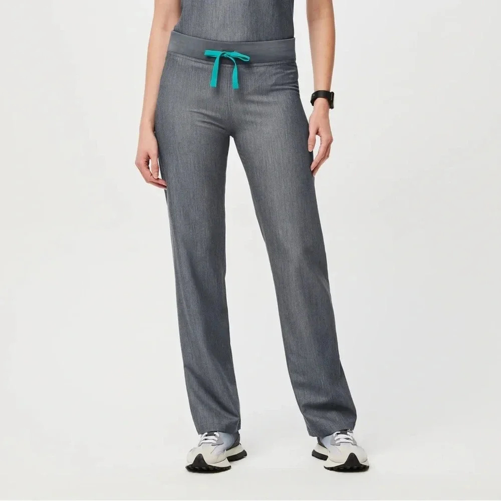 Figs XS Livingston Basic Scrub Pants in Graphite Gray